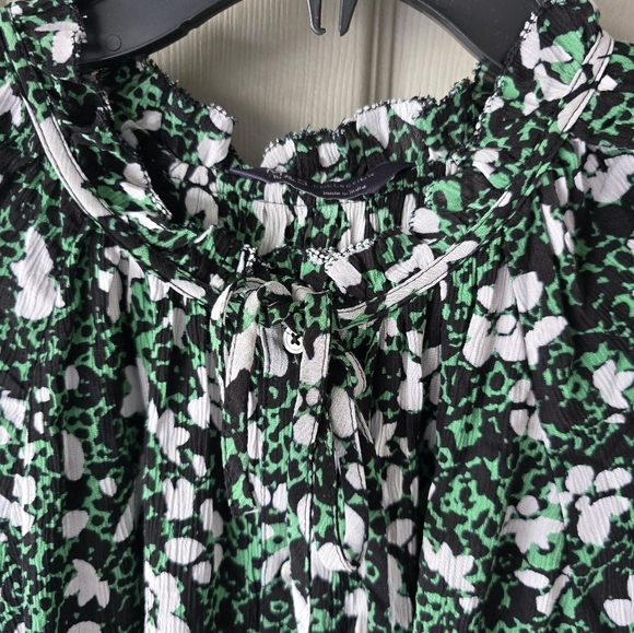 Mark & Spencer Green Floral Long Sleeve Tie Neck Blouse 16 ButtonUp Boho Ruffle - Picture 8 of 13